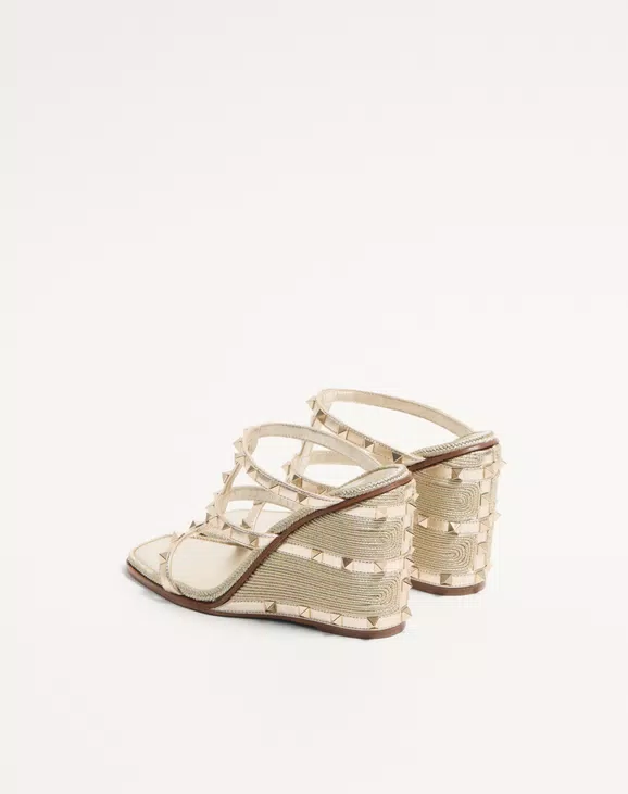 Valentino Rockstud Wedge Sandal In Laminated Nappa With Cornely Embroidery 100Mm - Image 5